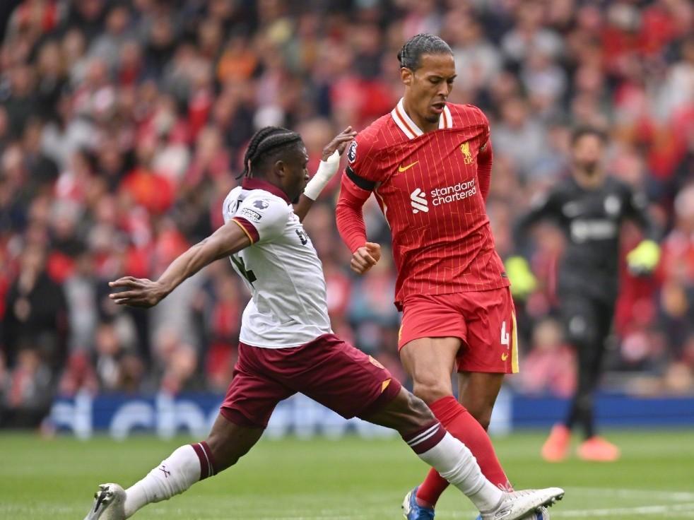 包含萨拉赫重返赛场，刷新纪录首场状态出色，雄鹿观众沸腾！上演精彩一战的词条-爱游戏体育app下载